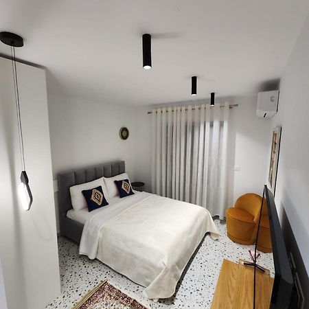 Pietro Guesthouse 3 Tirana Kültér fotó