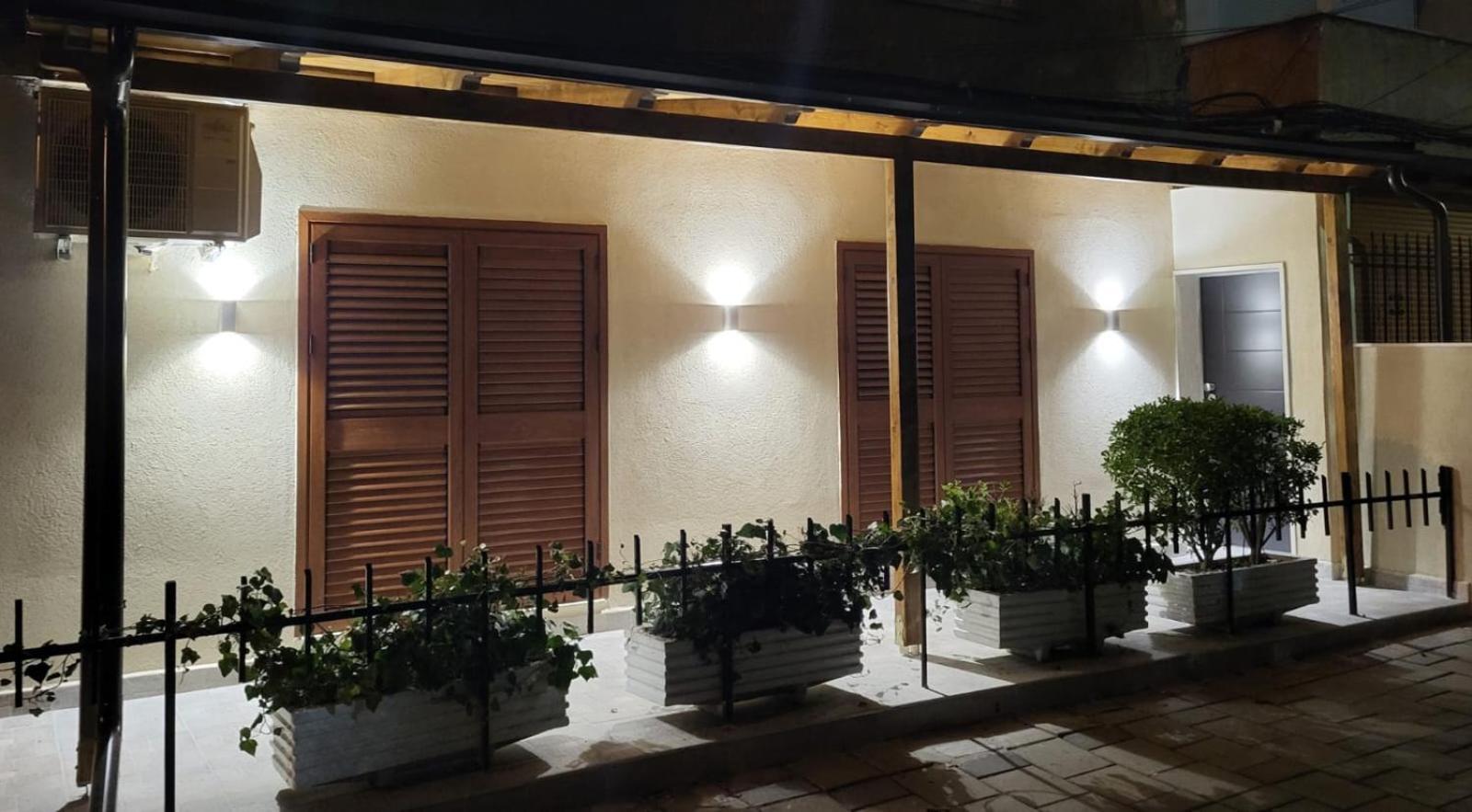 Pietro Guesthouse 3 Tirana Kültér fotó